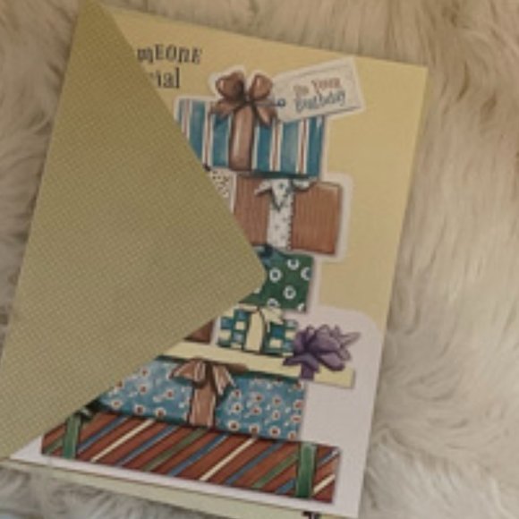 15 Assorted Birthday Cards with matching print envelopes - Picture 13 of 14
